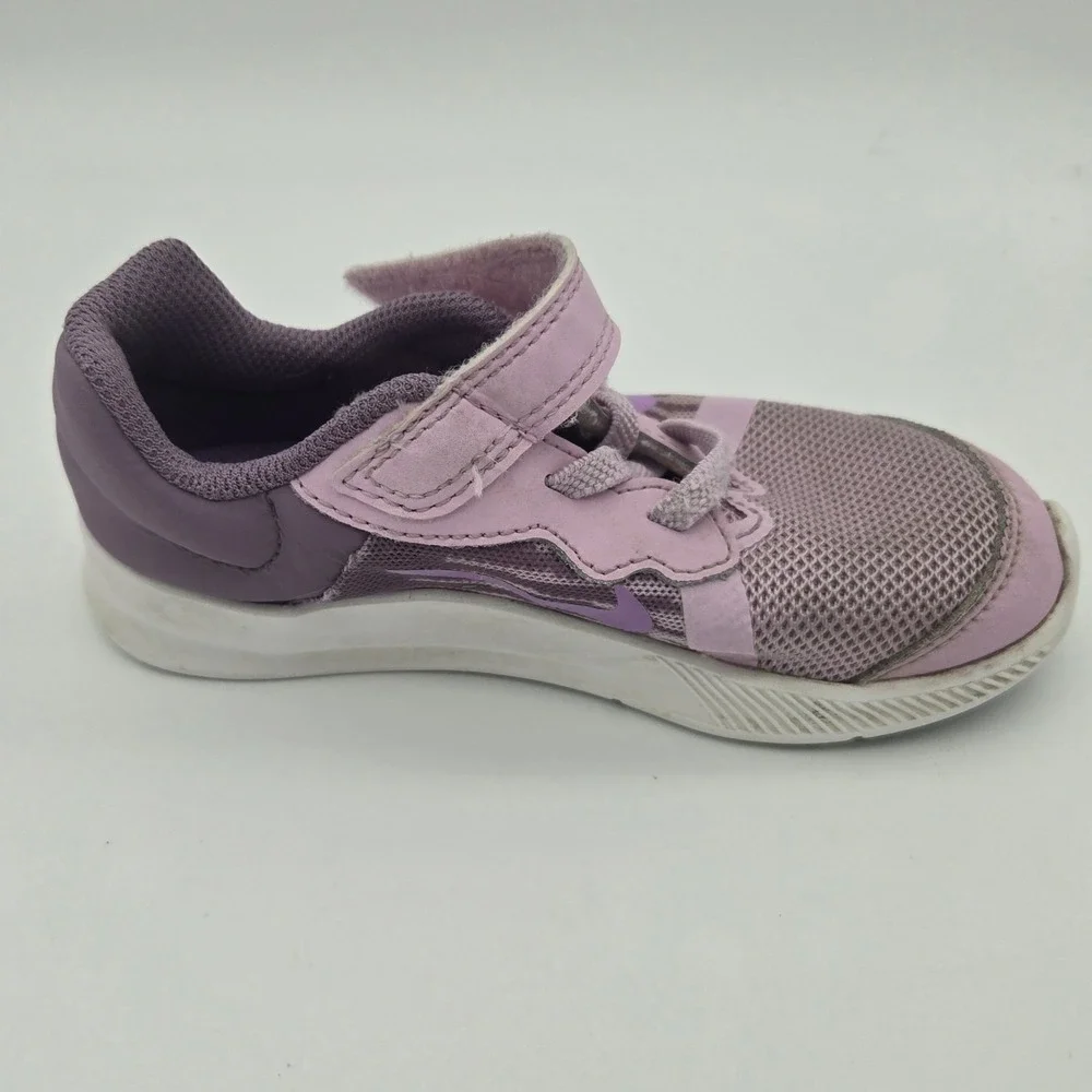 Nike Downshifter 8 Toddler Purple Athletic shoes Size 9C Sneakers 922859-601